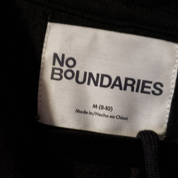 No Boundaries Black Wild At Heart Skull Hoodie - Picture 3 of 7